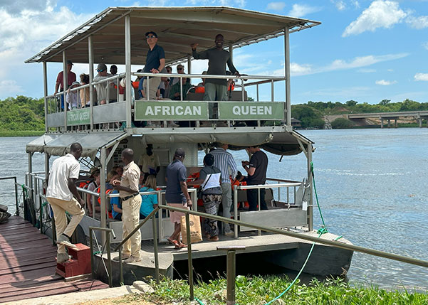 Boat cruise in Murchison Falls